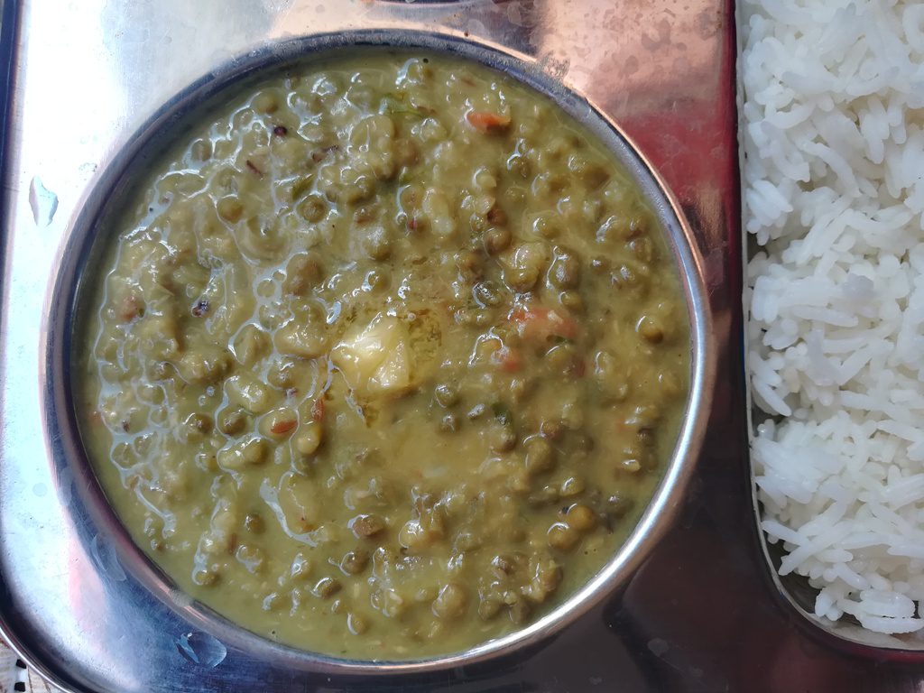 Famous Indian Recipes - Pachai Payaru Paruppu
